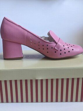 B.A.I.T Footwear Christina pumps in Rosette pink mod retro vegan shoes